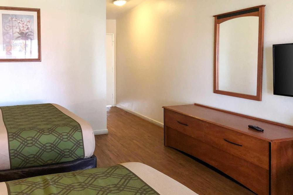 Garden Inn & Suites Oakland Airport Buitenkant foto