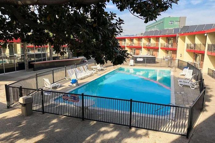 Garden Inn & Suites Oakland Airport Buitenkant foto